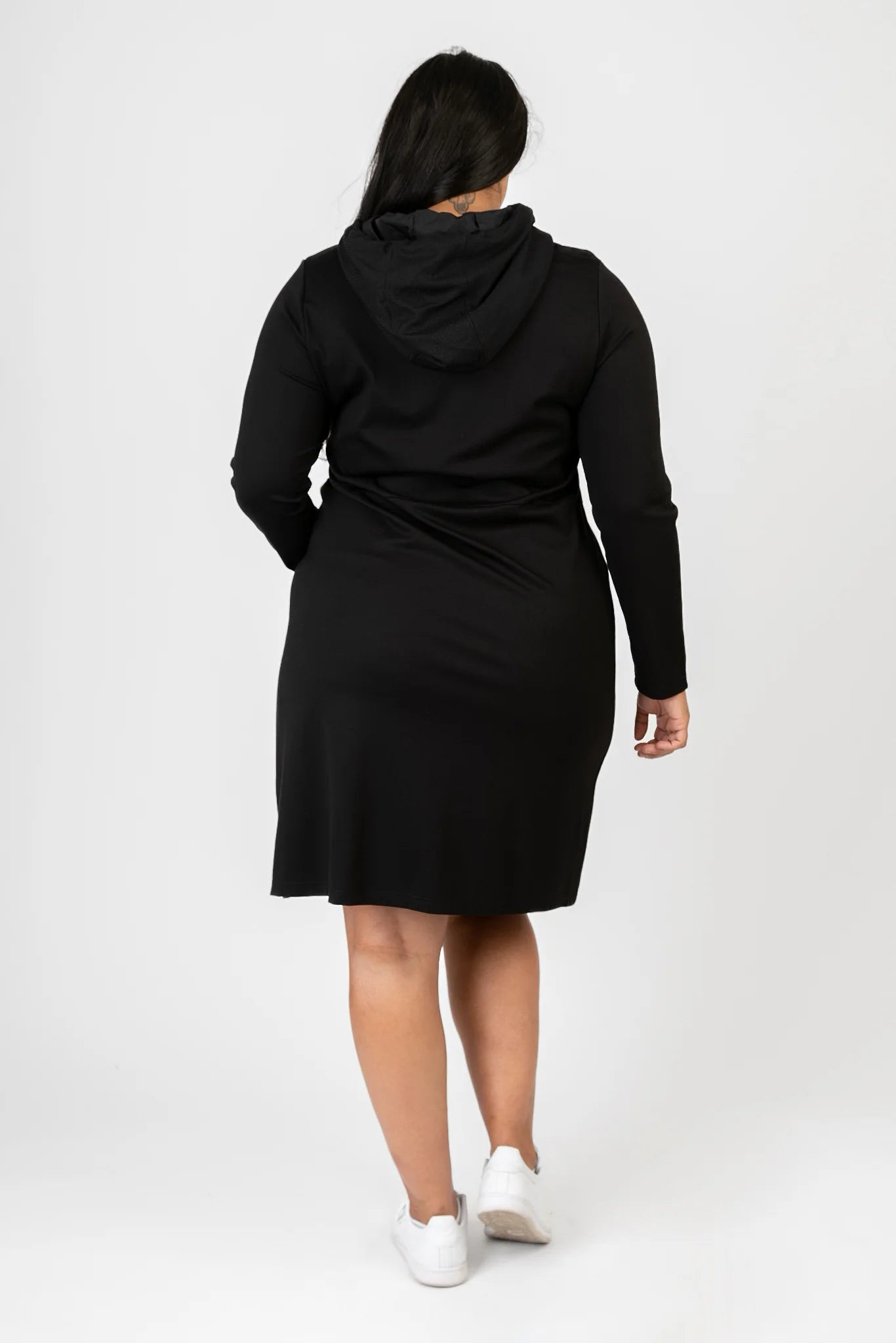  Stylisches Plus-Size Kleid mit auffälligem Buchstaben-Muster und Taschen, für optimalen Komfort