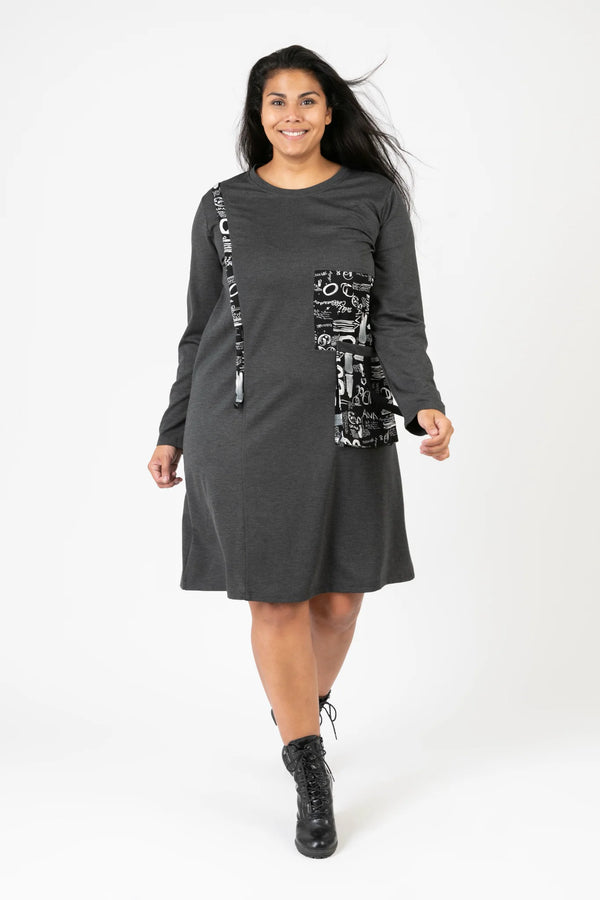  Pomme Rouge Kleid in gerader Form, aus Viskose, C6638, Grau-Schwarz-Weiß, Buchstaben