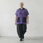 Stilvolles Oversize Shirt im Lagenlook aus feinem Baumwollstrick mit moderner Lochstruktur, Violett/Schwarz