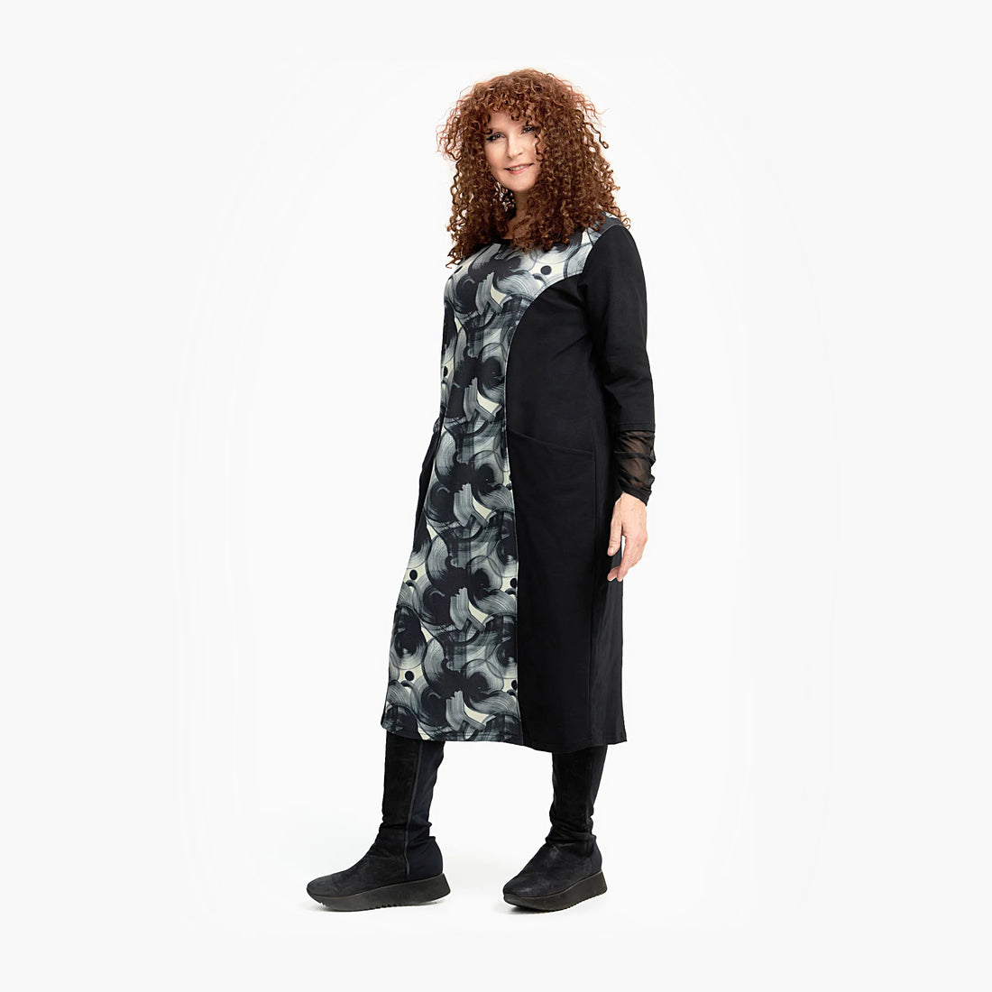  Trendy Lagenlook Kleid mit Rundhalsausschnitt und langen Ärmel, ideal für Herbst und Winter