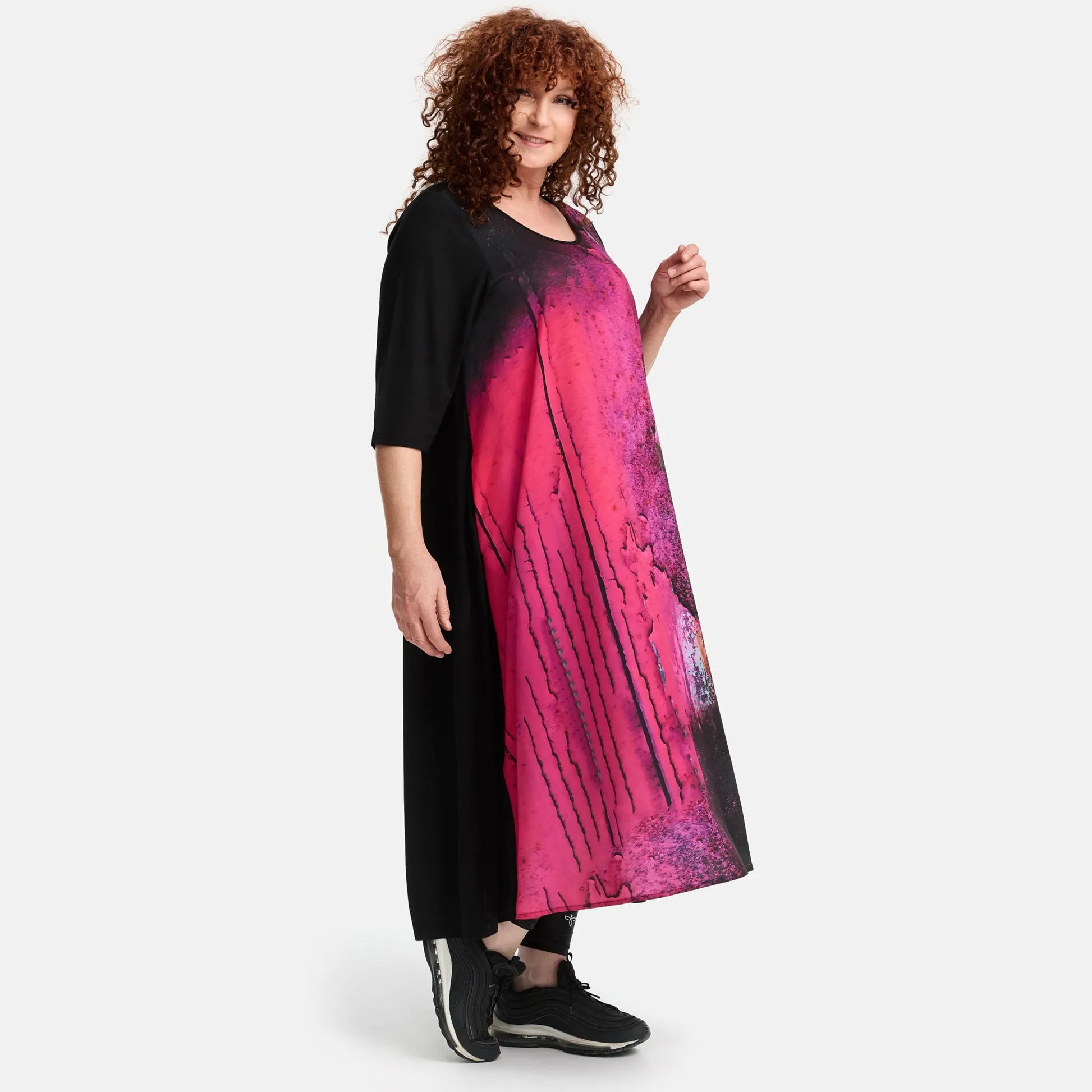  A-Form Kleid von Frenzi aus Viskose, F1513, Schwarz-Pink-Print, Schick, Modern, Bequem, Schick