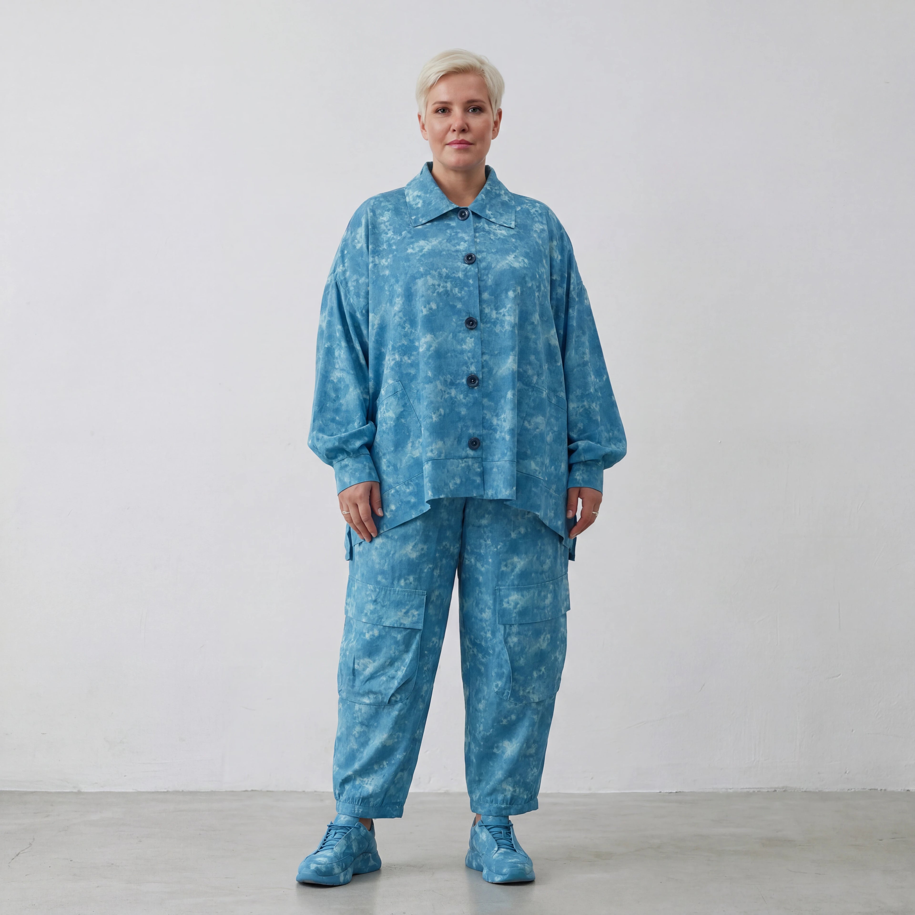 Luftige Oversize Bluse aus feiner Baumwoll Popeline, ausgefallen im Lagenlook mit Taschen, Aquablau