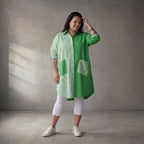 Luftige Popelinebluse im Grün/Weiß Lagenlook frisch leger zeitlos mit Hemdkragen Oversize