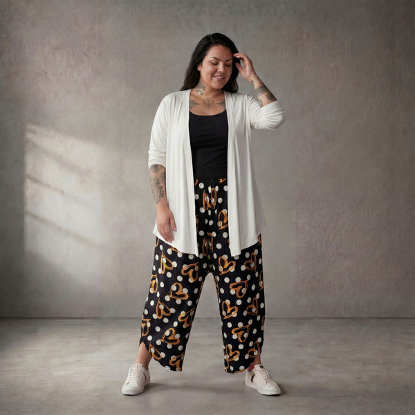 Ausgefallene Oversize Ballonhose Schwarz Weiß Orange Viskose leger Lagenlook zeitlos sehr