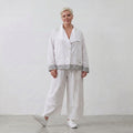 Zeitlose Oversize Streifenjacke Anthrazit Weiß im legeren Lagenlook modern ausgefallen