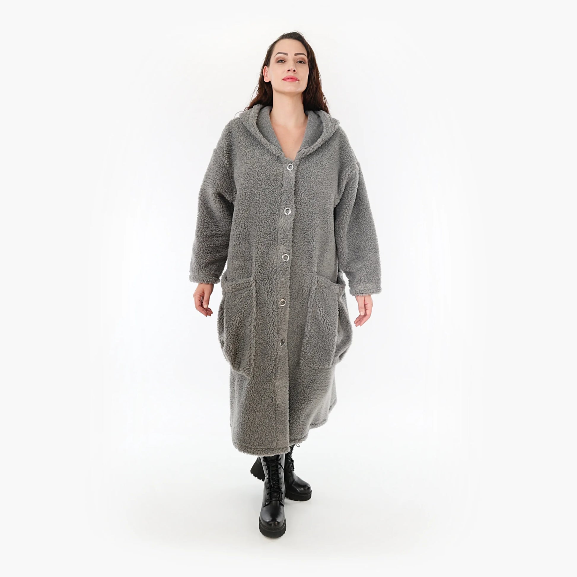  Kuscheliger grau Lagenlook-Mantel aus flauschigem Teddy-Stoff für Plus Size und lässigen Stil