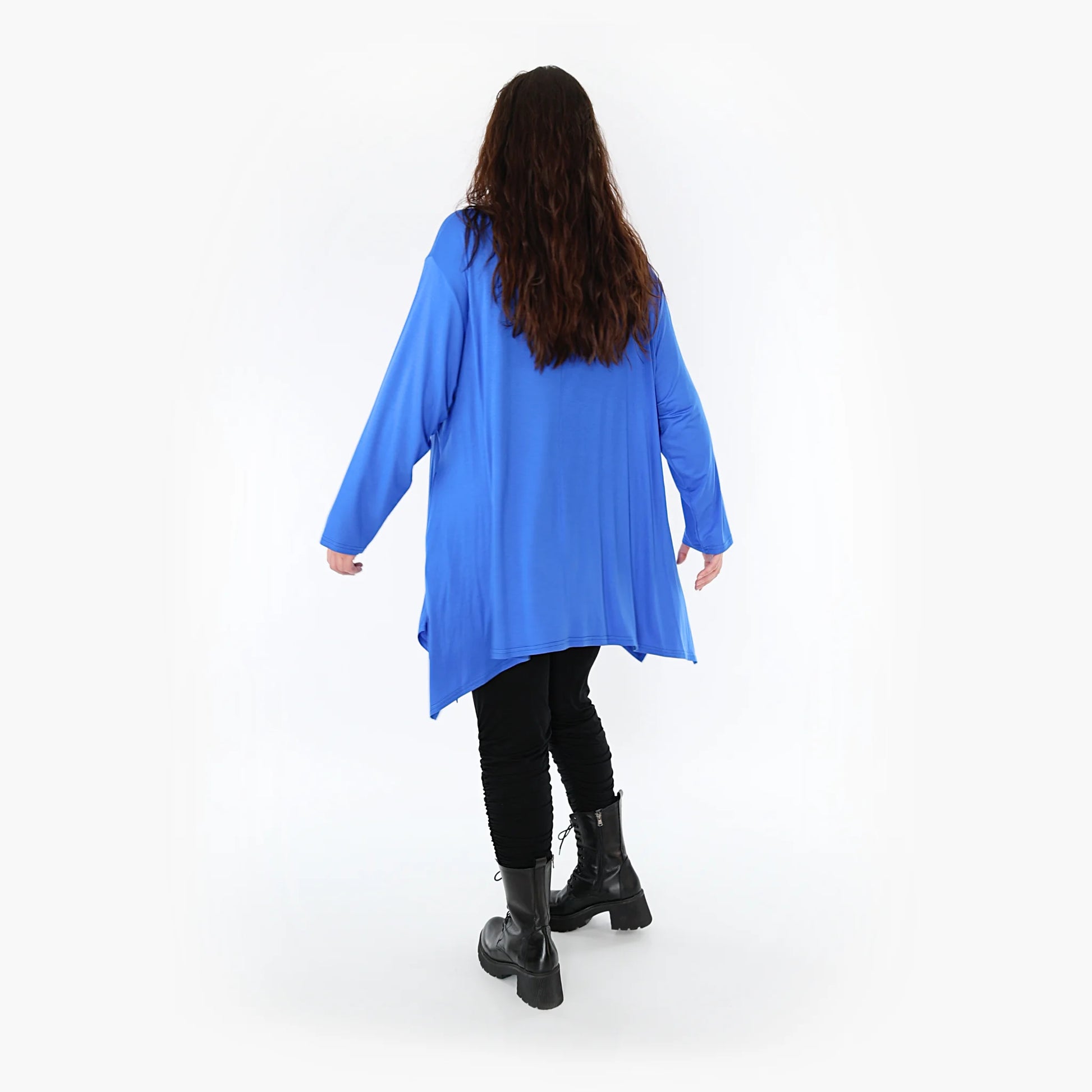  A-Form Shirt in royalblau mit Rundhalsausschnitt und praktischen Taschen für Plus Size Mode