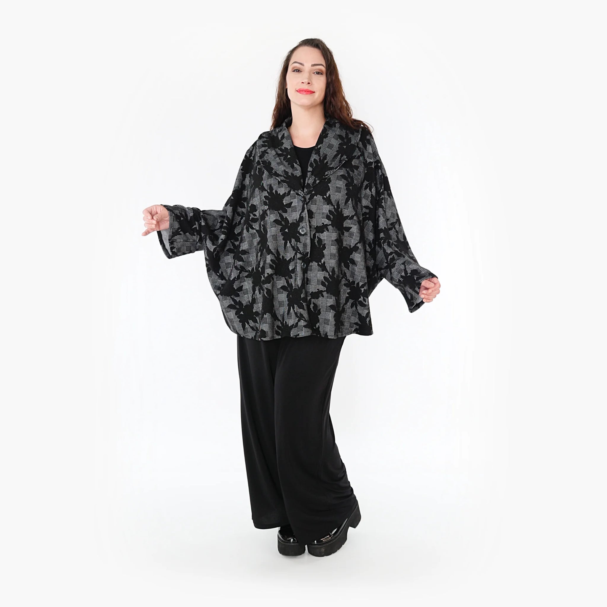  Oversize Jacquard Jacke in Schwarz-Grau für den lässigen Lagenlook in Plus Size Fashion