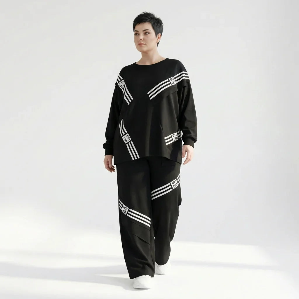 Zweiteiler im Oversize-Design aus French Terry mit Printdetails in Schwarz-Weiß von B-One – jetzt bei Modeare entdecken