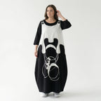 Cadrelli Maxikleid in Schwarz-Weiß mit Kunst-Print & French Terry – Avantgarde Damenmode bei Modeare entdecken