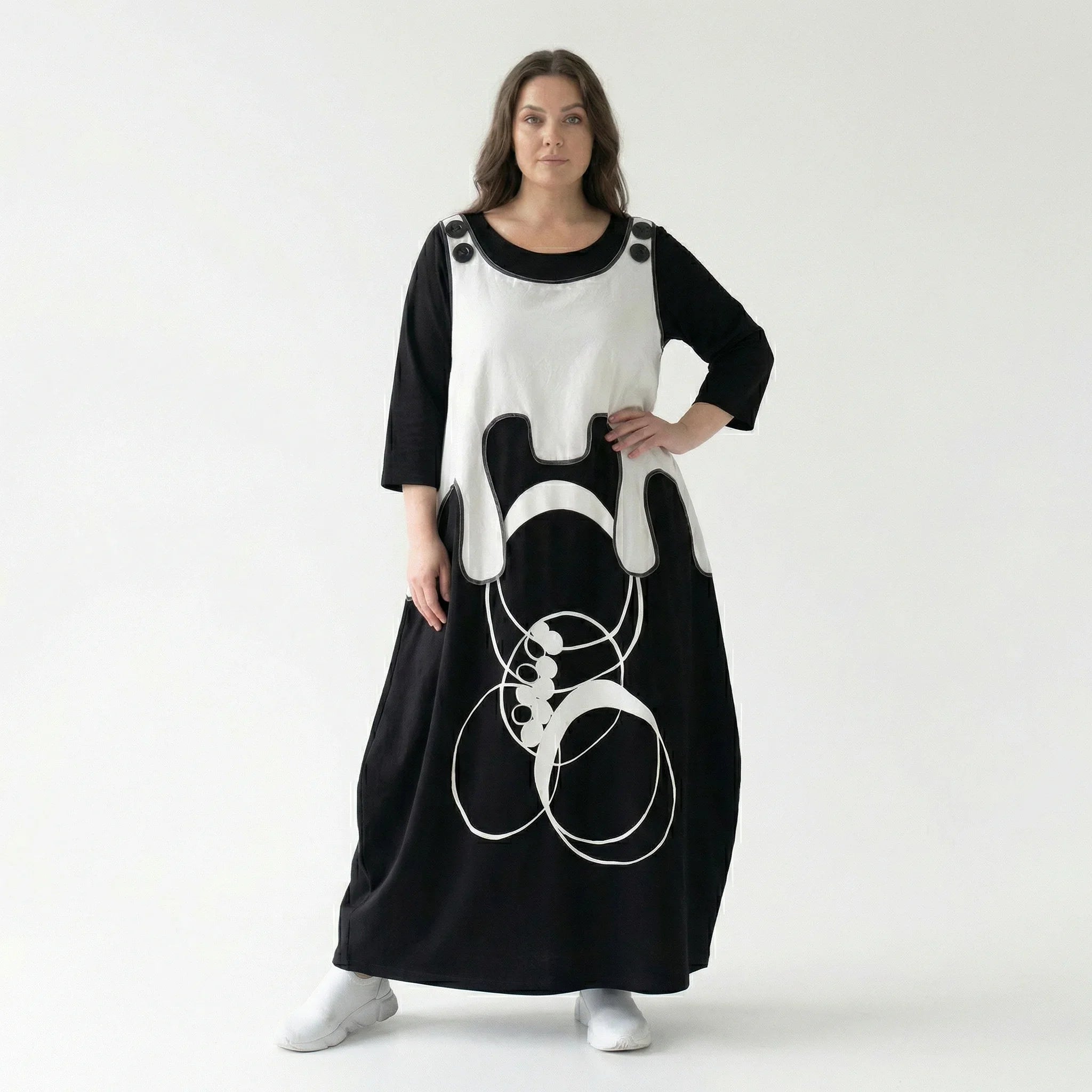 Cadrelli Maxikleid in Schwarz-Weiß mit Kunst-Print & French Terry – Avantgarde Damenmode bei Modeare entdecken