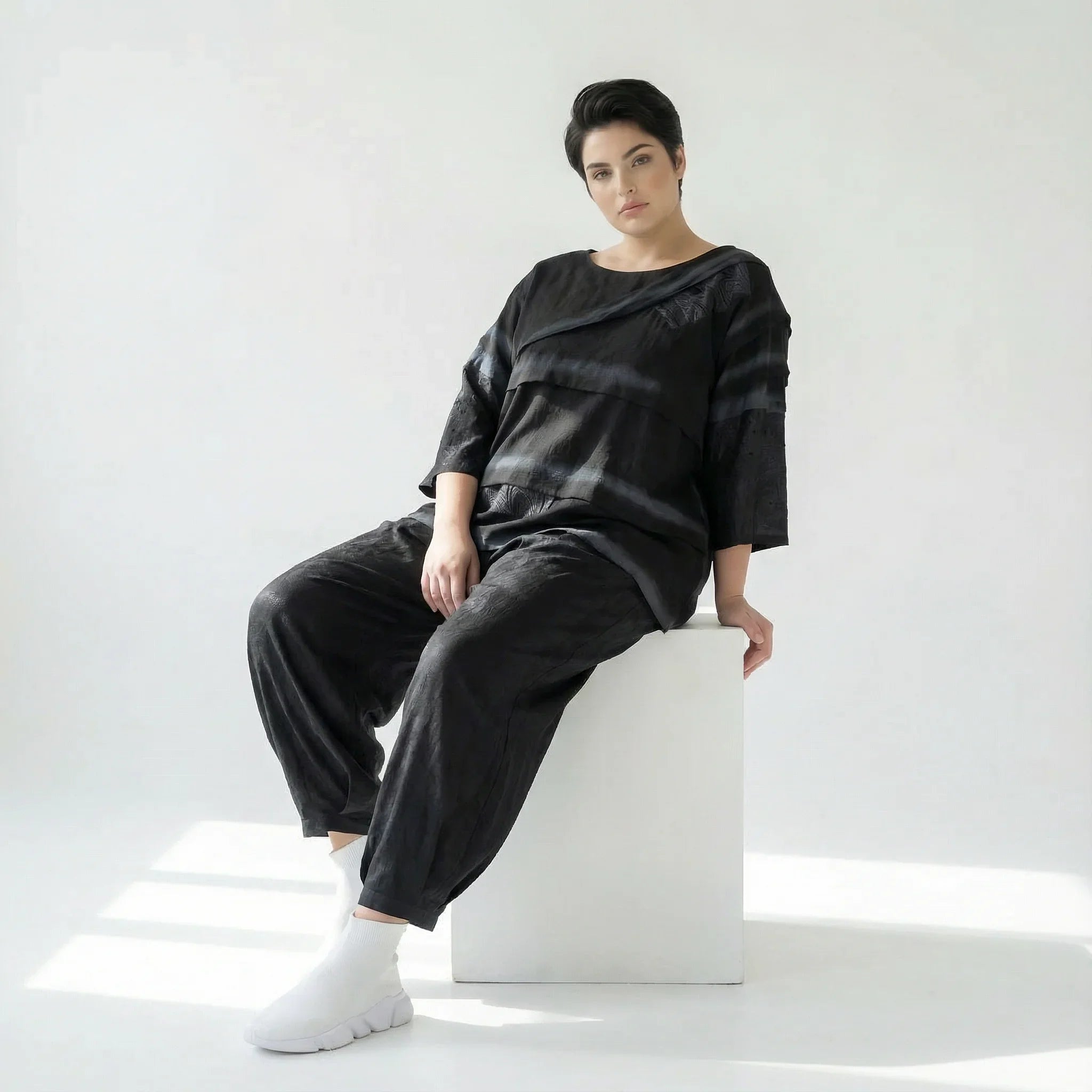 Oversize Bluse A Form abstraktes Streifen Schattenspiel French Terry Caraclan bei Modeare Damenmode