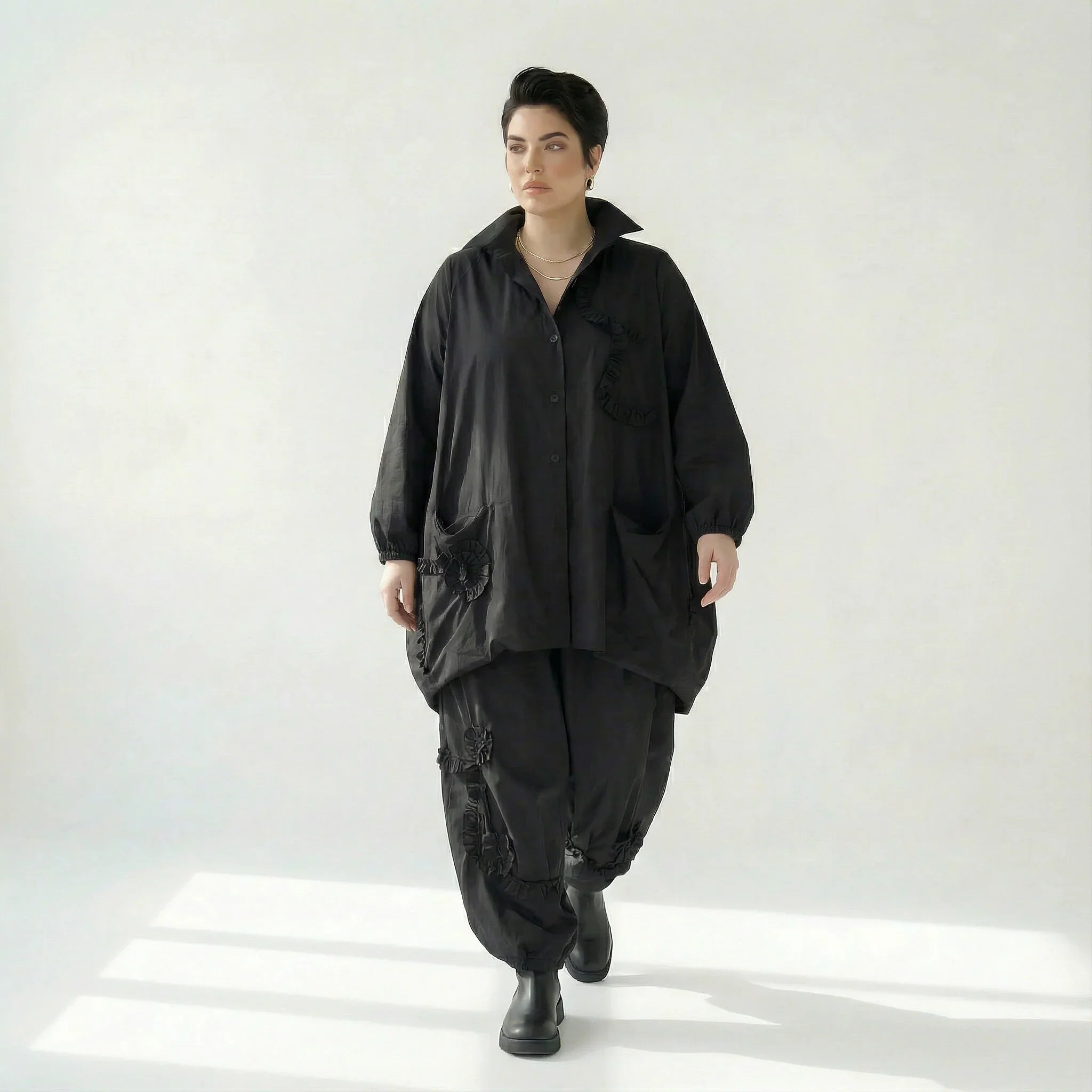 Schwarze Oversize Jacke Damen Avantgarde Lagenlook Polyester Frühjahr Sommer Caraclan bei Modeare