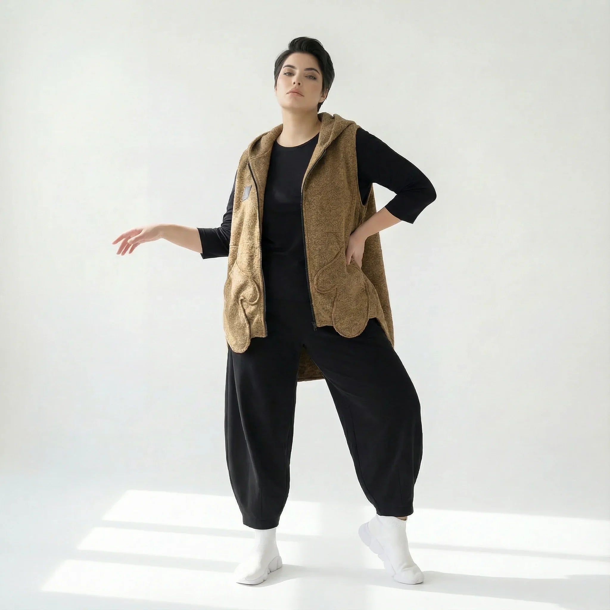 Melierte Bouclé Übergangsweste A-Form mit Kapuze für Damen aus Polyester Caraclan bei Modeare Trendig