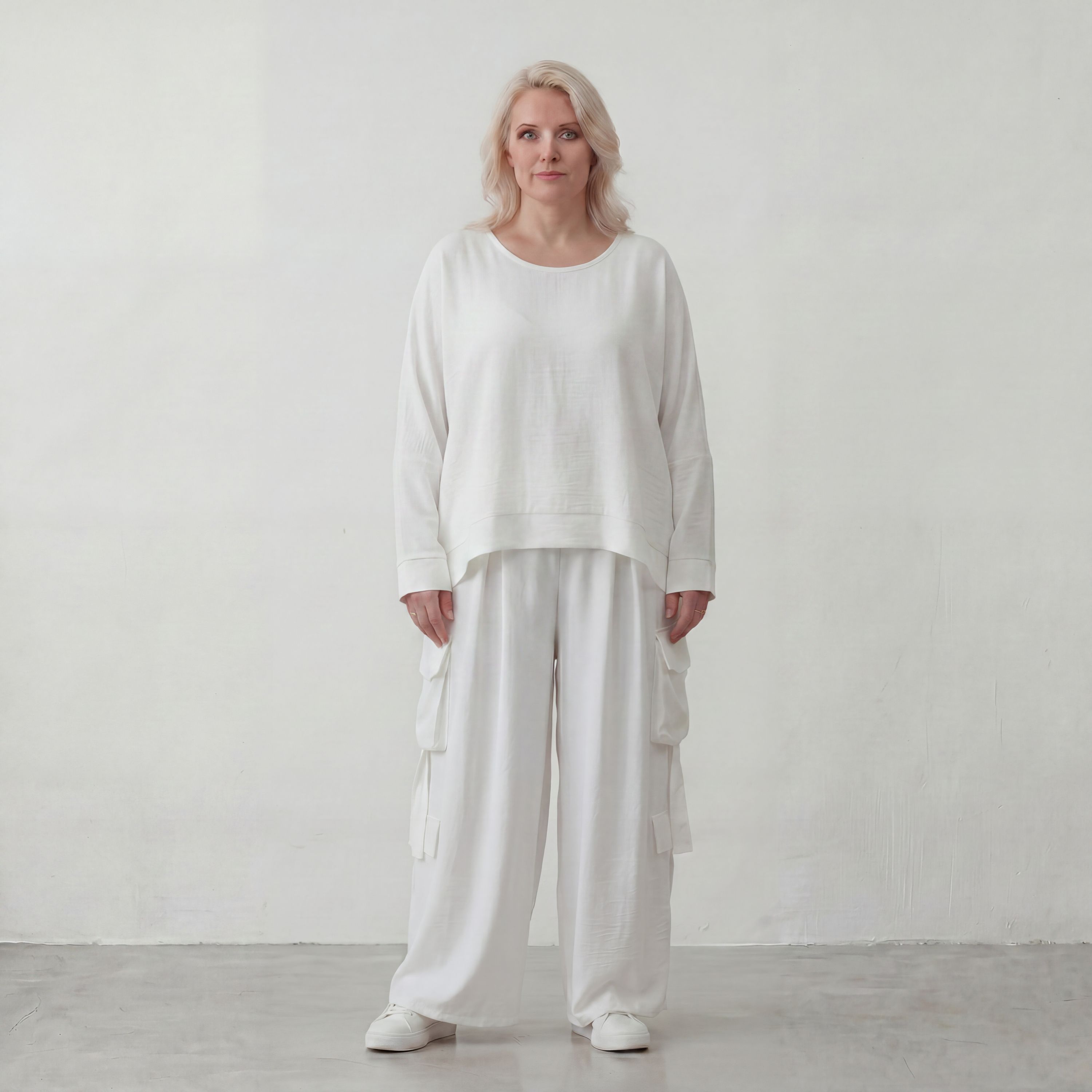 Zeitlos ausgefallene Oversize Ballonhose in Weiß entspannt Lagenlook luftig sommerleicht