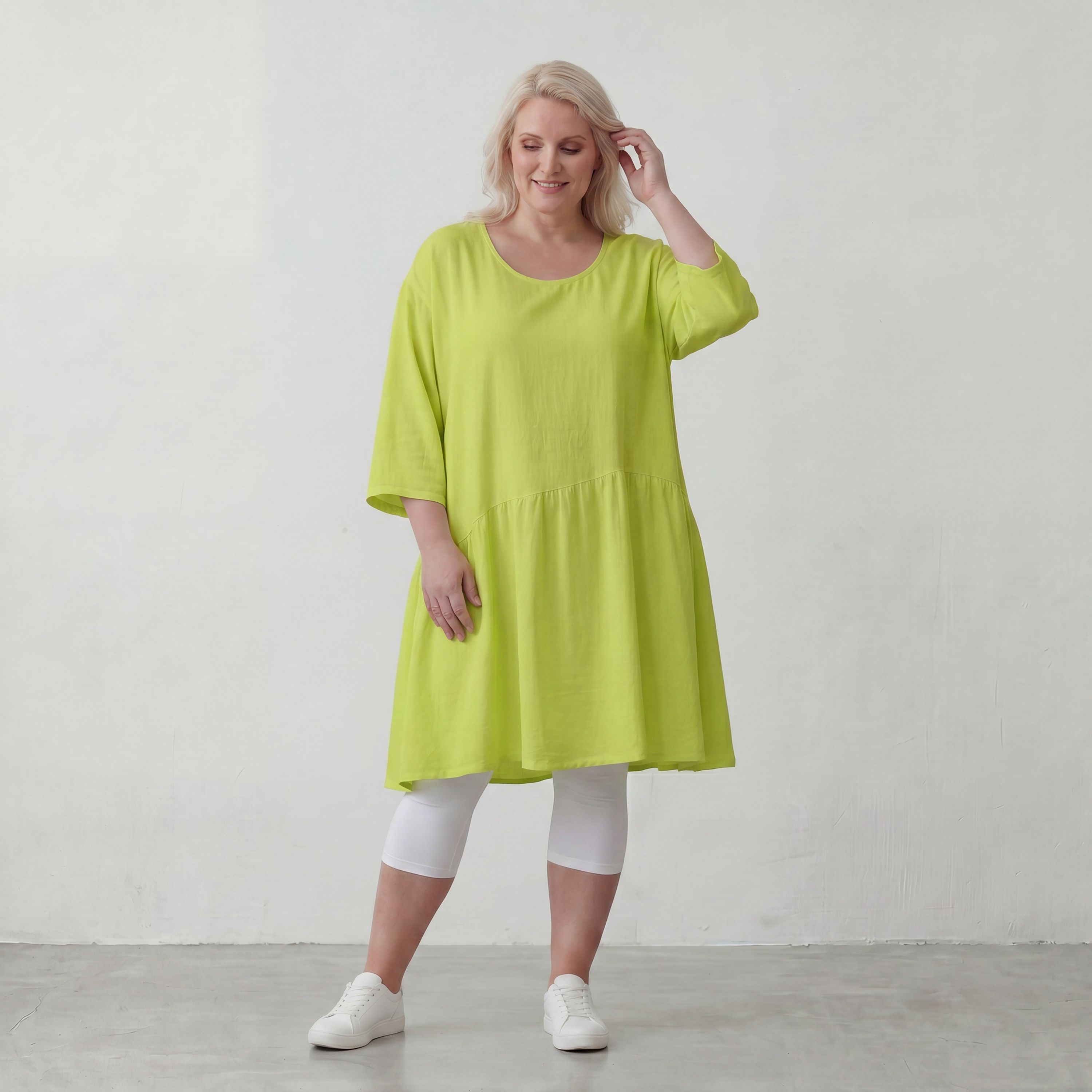 Apfelgrünes luftiges Leinenoptik Sommerkleid im Lagenlook Oversize leger zeitlos A Linie