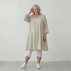 Zeitloses Beigekleid im legeren Lagenlook mit Leinenoptik Oversize A Linie leicht luftig