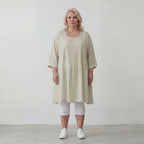Zeitloses Beigekleid im legeren Lagenlook mit Leinenoptik Oversize A Linie leicht luftig
