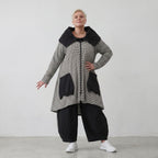 Leichter luftig Crinklemantel im Lagenlook Schwarz Weiß Oversize leger und zeitlos elegant
