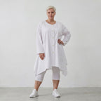 Zeitlose Baumwollbluse in Weiß im Lagenlook mit Oversize A Linie leger modern locker
