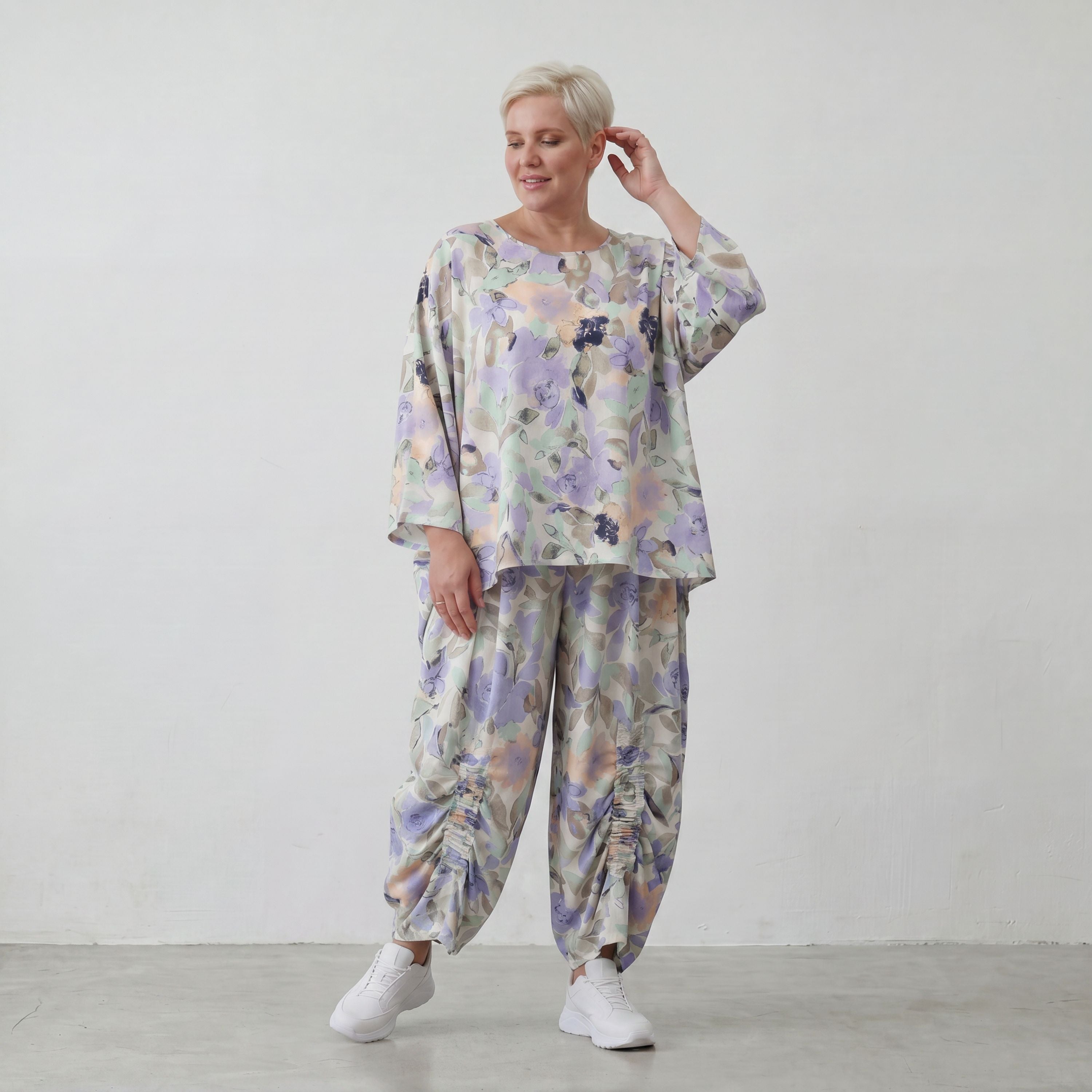 Oversized Shirt in Leinenoptik mit asymmetrischem Saum in Magnolia für lässige Sommertage
