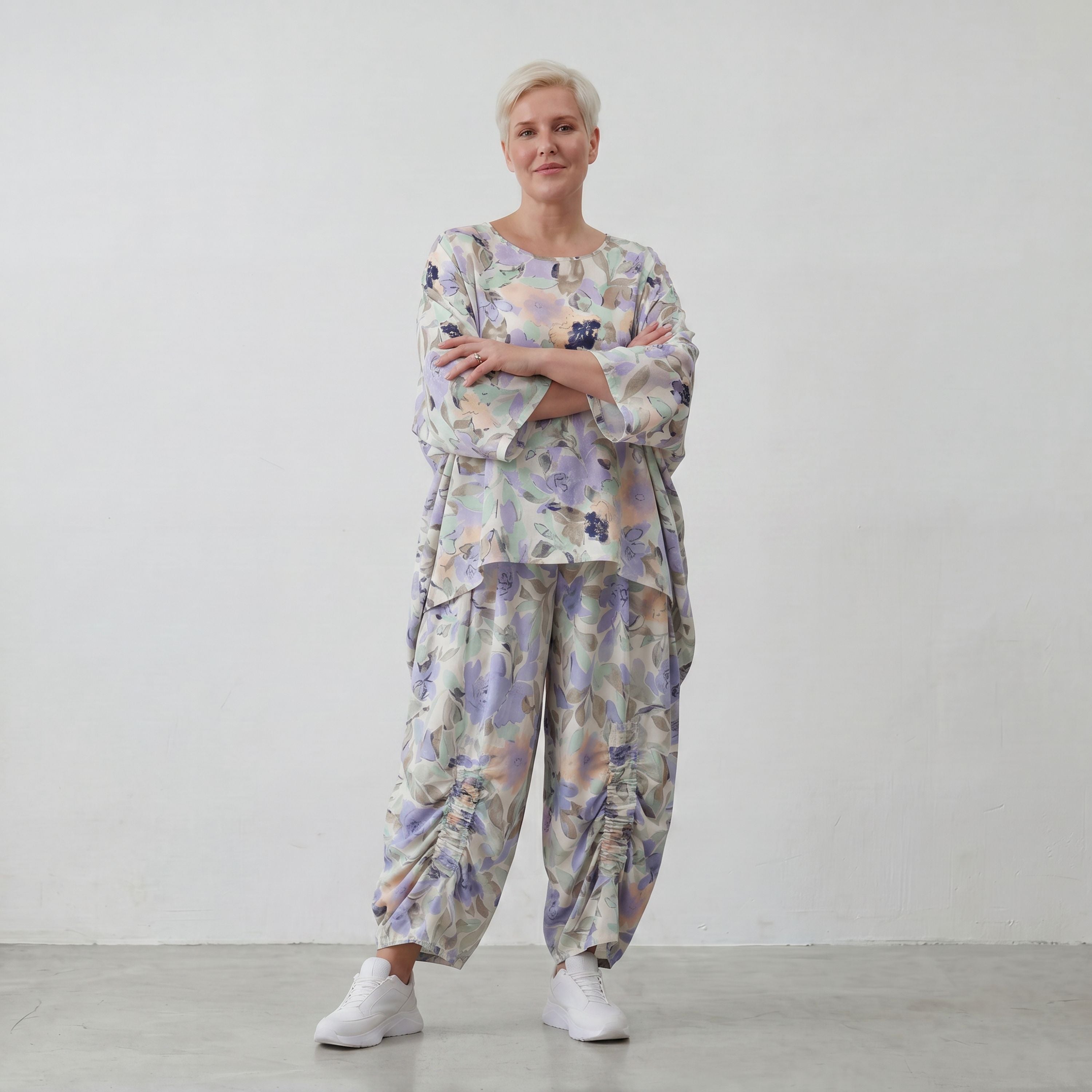 Oversized Shirt in Leinenoptik mit asymmetrischem Saum in Magnolia für lässige Sommertage