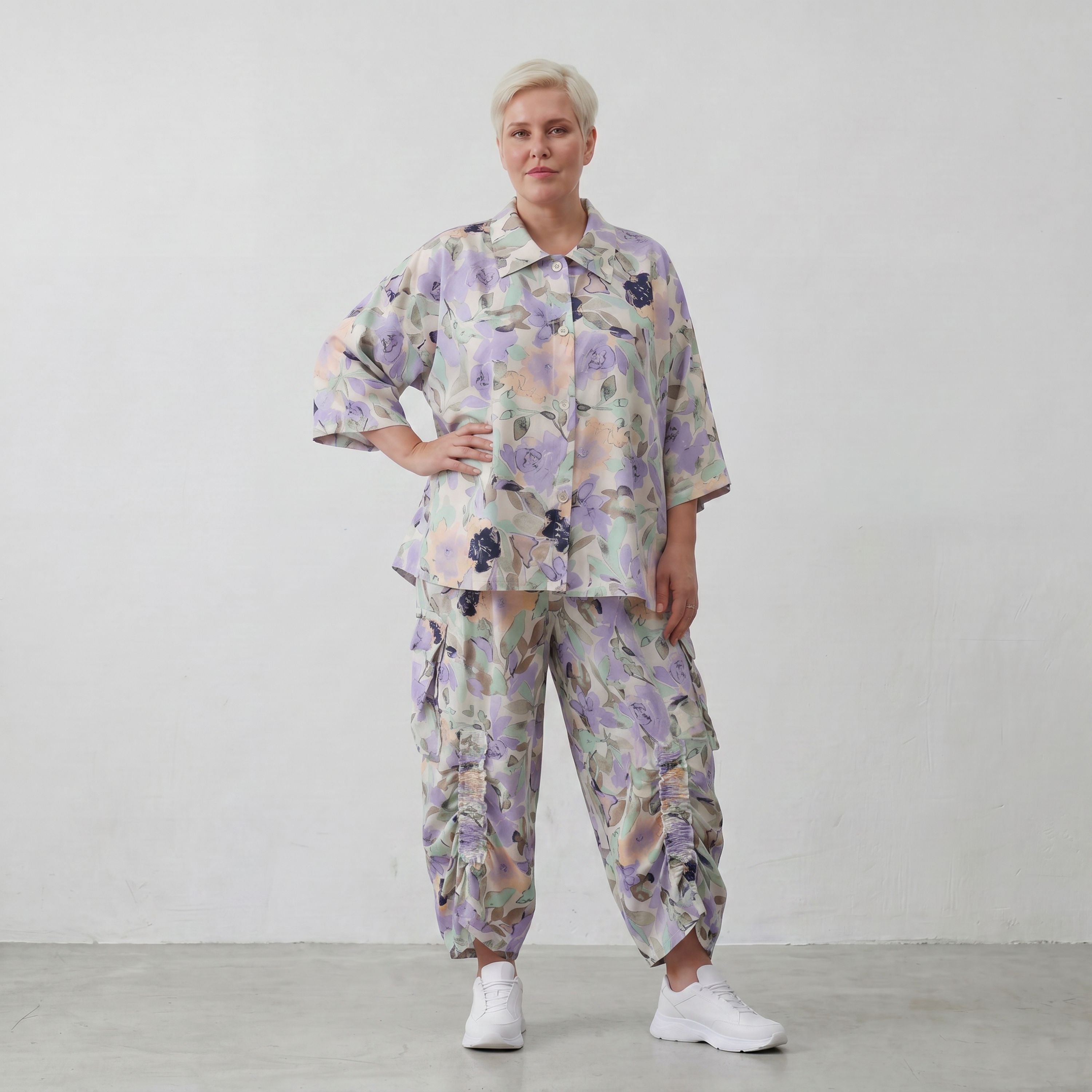 Leichte Bluse in Leinenoptik mit lila Farbton und Hemdkragen für sommerliche Eleganz pur