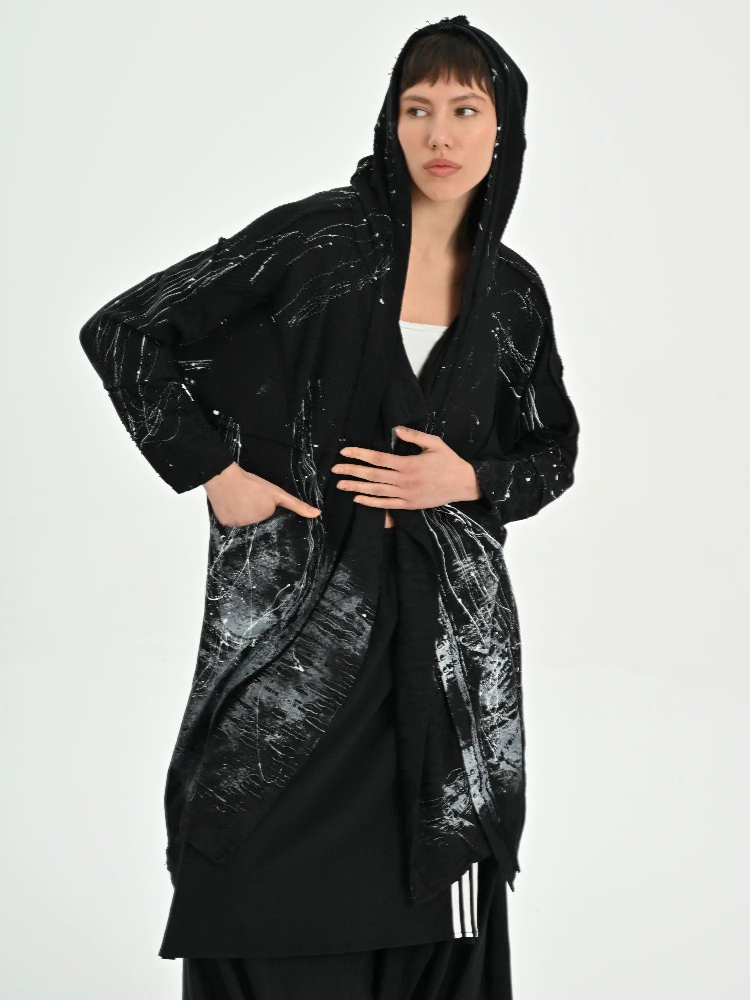  A-Form Mantel von Les Mios aus Polyester, 7053, Schwarz, Kleckse, Schick, Modern, Bequem