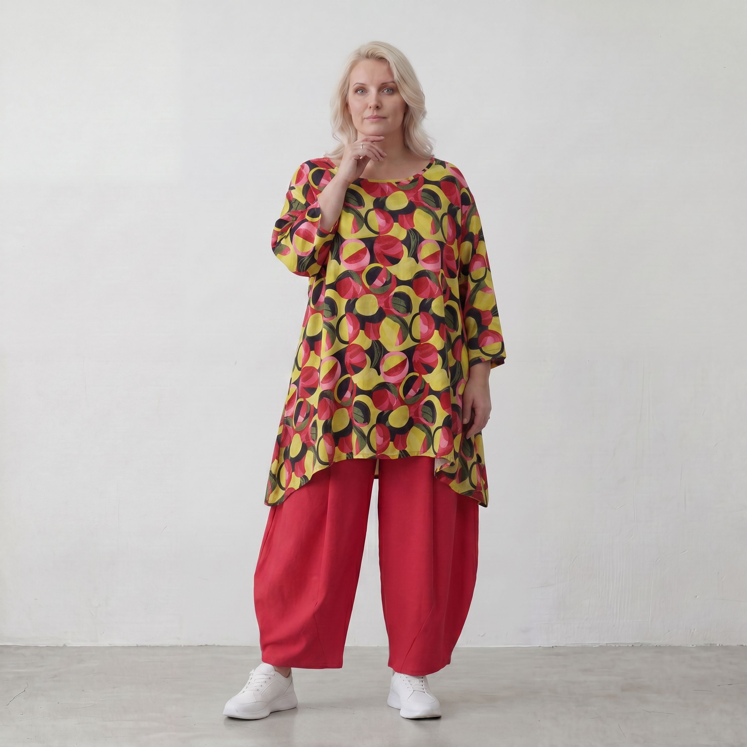 Fließendes Shirt mit 3/4-Arm und Rundhalsausschnitt aus edlem Popeline in Gelb und Fuchsia