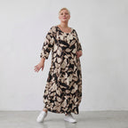 Fließendes Ballonkleid aus weichem Viskose Jersey in Schwarz/Ecru mit 3/4-Arm und Rundhals