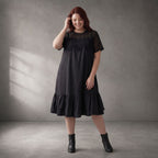 Schwarz fliessendes ALinien Kleid mit Spitze und Chiffon luftig zeitlos elegant leicht