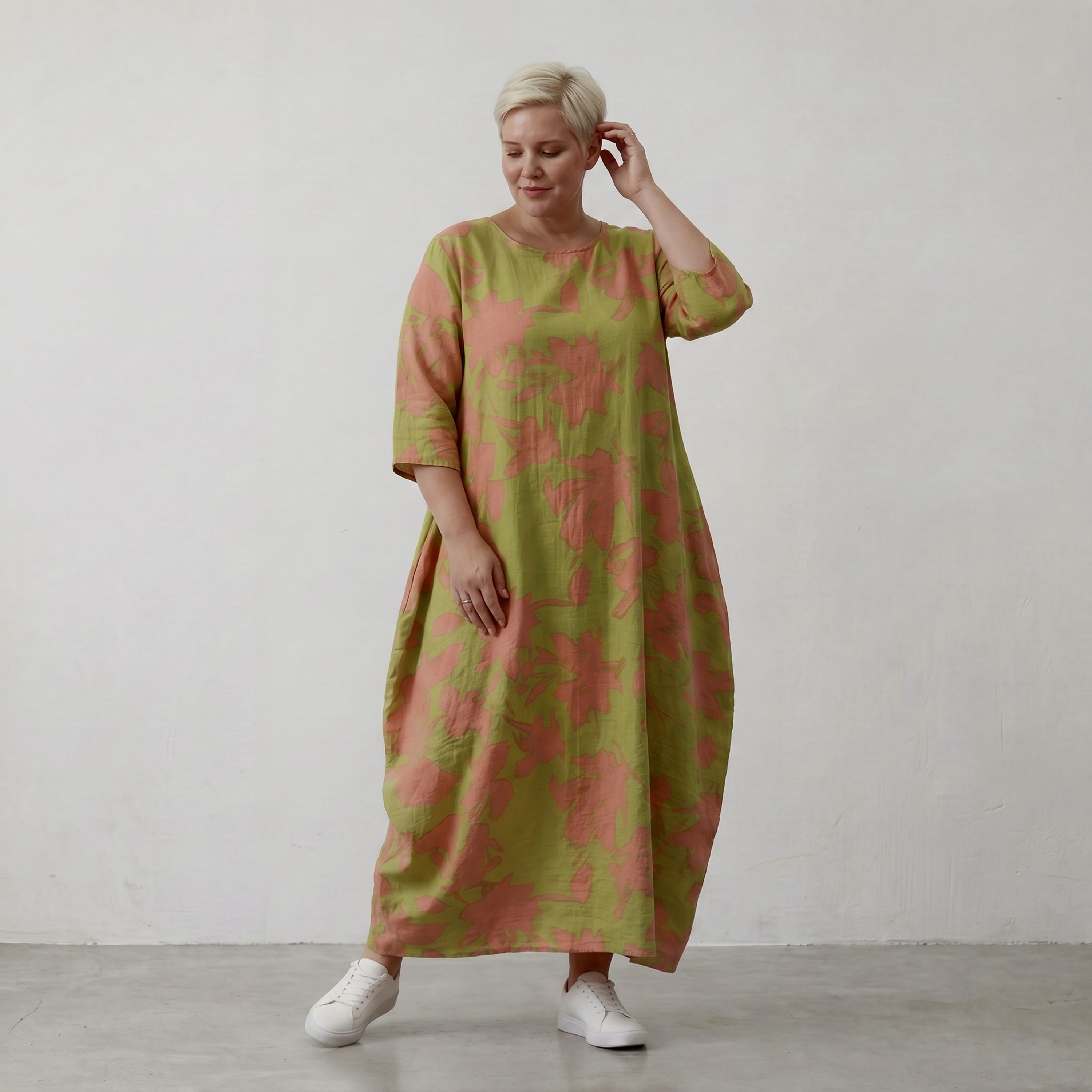 Ballonkleid in Apfelgrün und Korallrot im Klecksdesign aus Popeline mit Schimmerlook