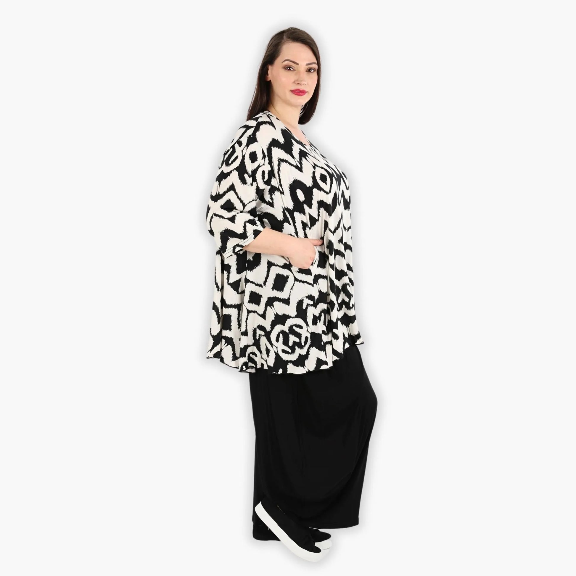  A-Form Bigshirt von AKH Fashion aus Viskose, 1294.00593, Ecru-Schwarz, Grafik, Ausgefallen