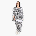  A-Form Bigshirt von AKH Fashion aus Viskose, 1301.00593, Schwarz-Weiß, Schick, Modern, Bequem