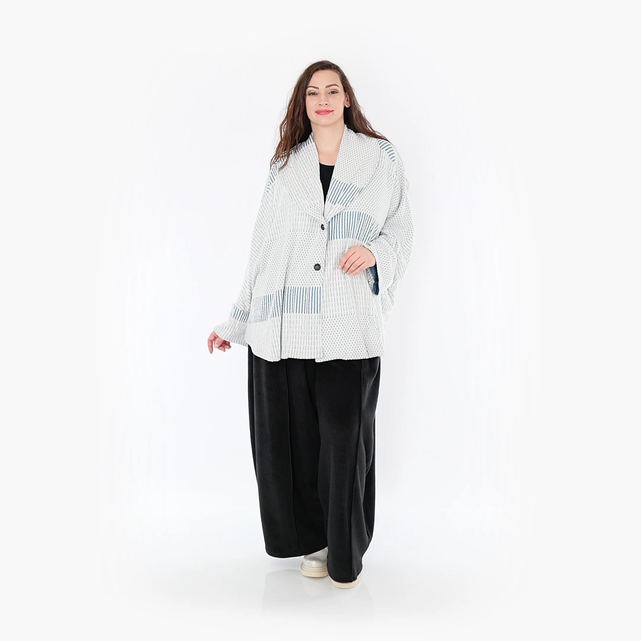  AKH Fashion Jacke in gerundeter Form, aus Viskose, 1377.00140, Blau-Ecru, Gerippt, Schick
