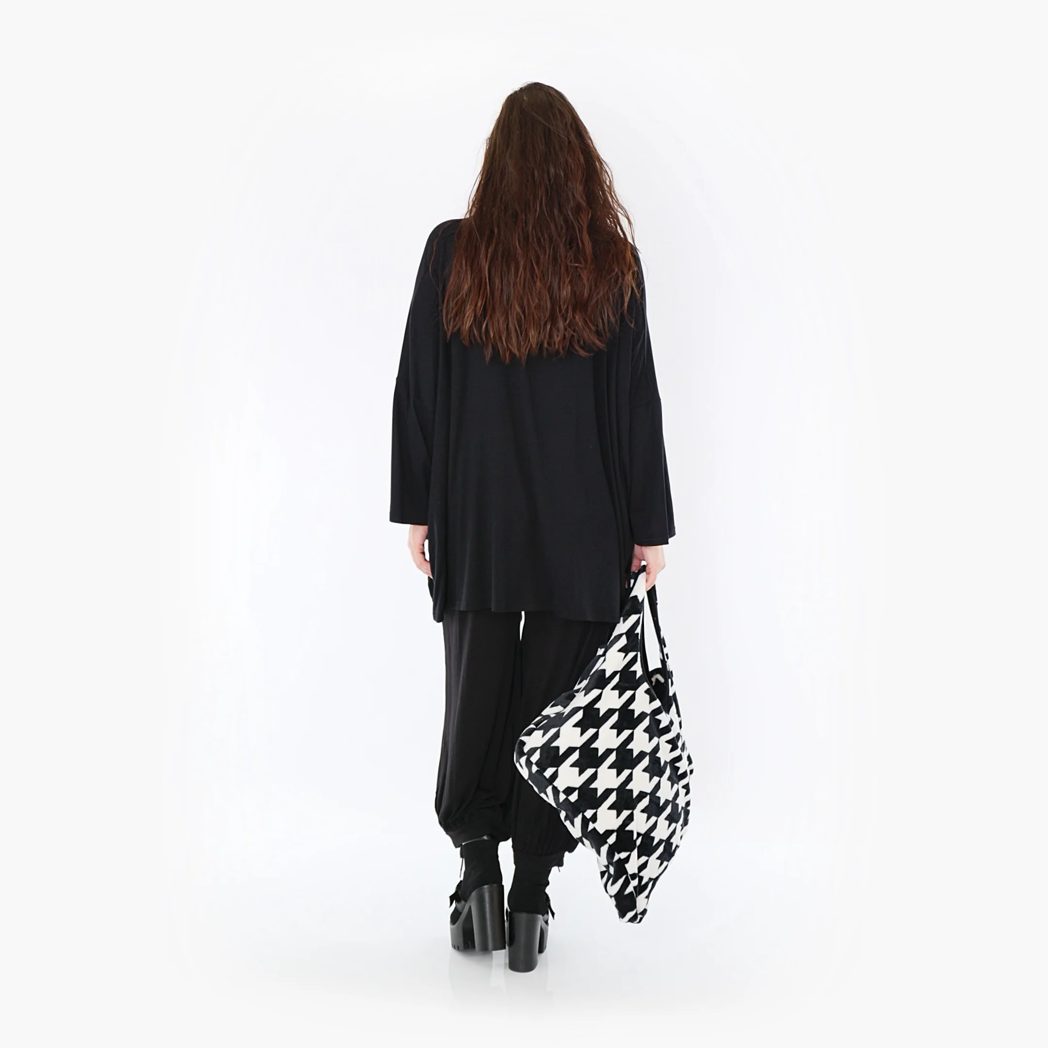  AKH Fashion Tasche in gerader Form, aus Polyester, 1386.08010, Schwarz-Weiss, Hahnentritt