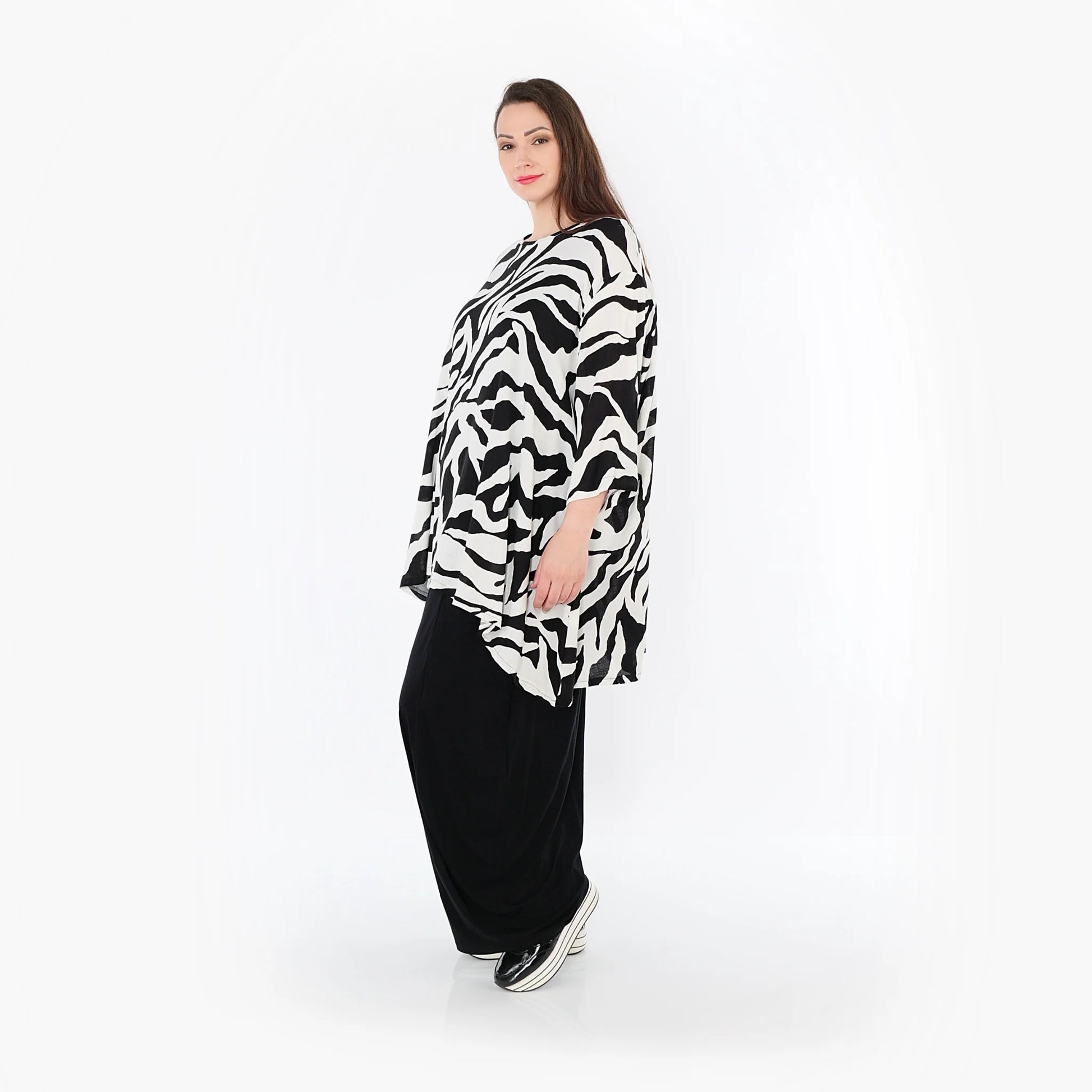  A-Form Bigshirt von AKH Fashion aus Rayon, 1486.00593, Weiß/Schwarz, Zebra, Ausgefallen