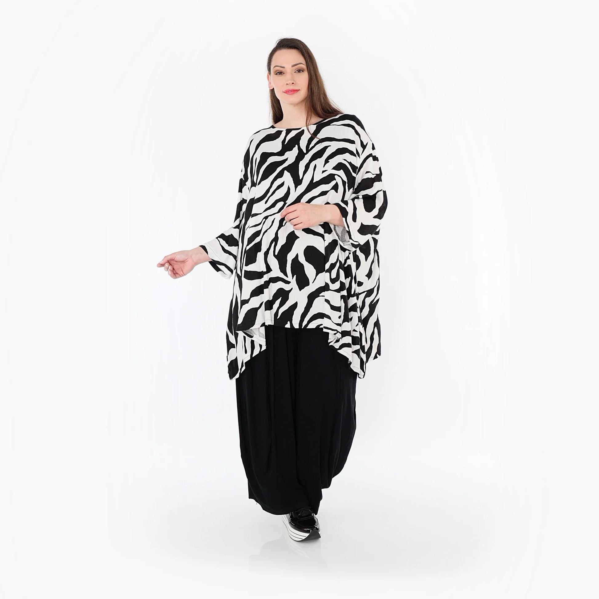  A-Form Bigshirt von AKH Fashion aus Rayon, 1486.00593, Weiß/Schwarz, Zebra, Ausgefallen