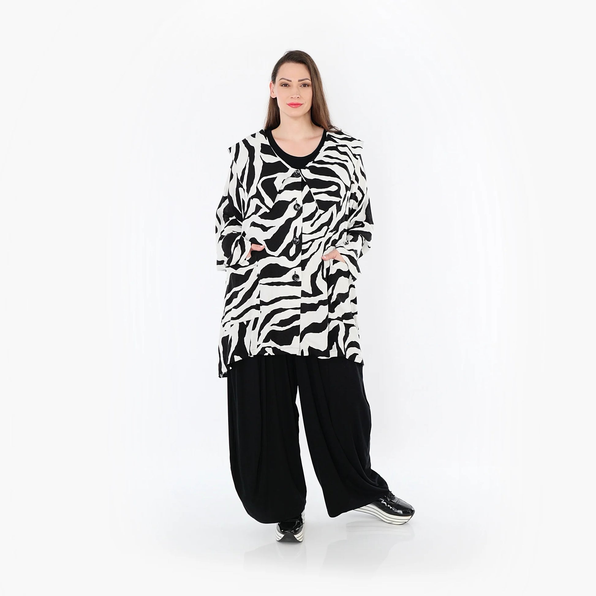  A-Form Jacke von AKH Fashion aus Rayon, 1486.06070, Weiß/Schwarz, Zebra, Ausgefallen