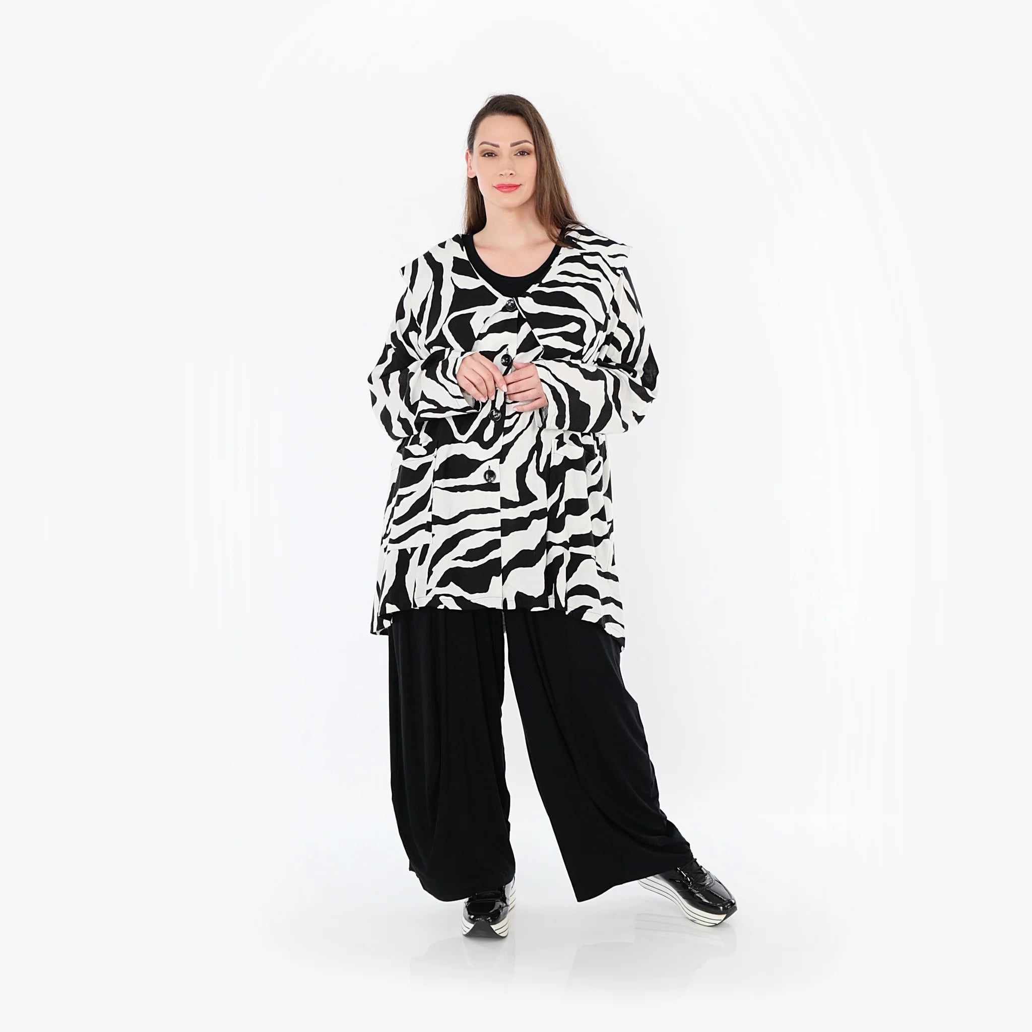  A-Form Jacke von AKH Fashion aus Rayon, 1486.06070, Weiß/Schwarz, Zebra, Ausgefallen