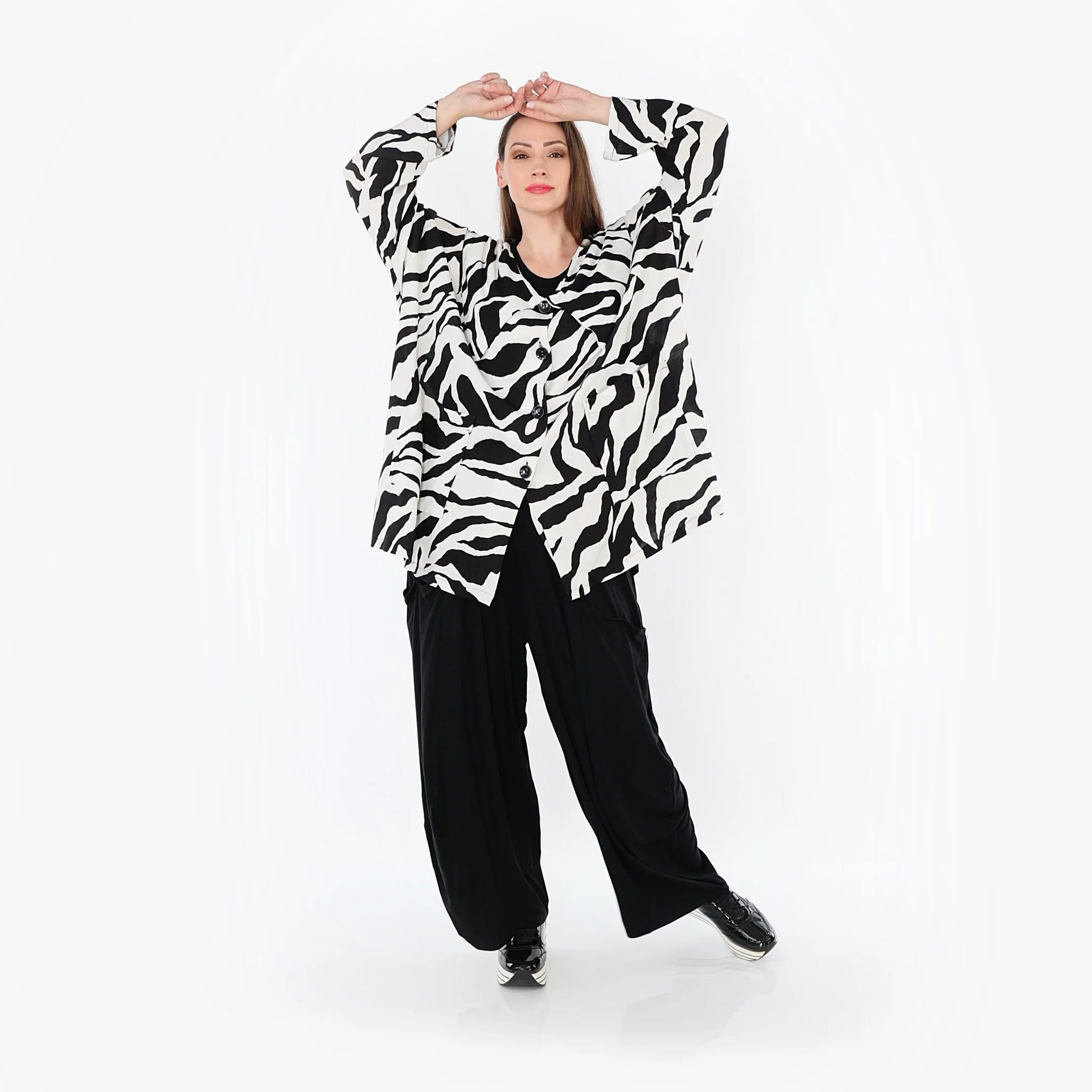  A-Form Jacke von AKH Fashion aus Rayon, 1486.06070, Weiß/Schwarz, Zebra, Ausgefallen