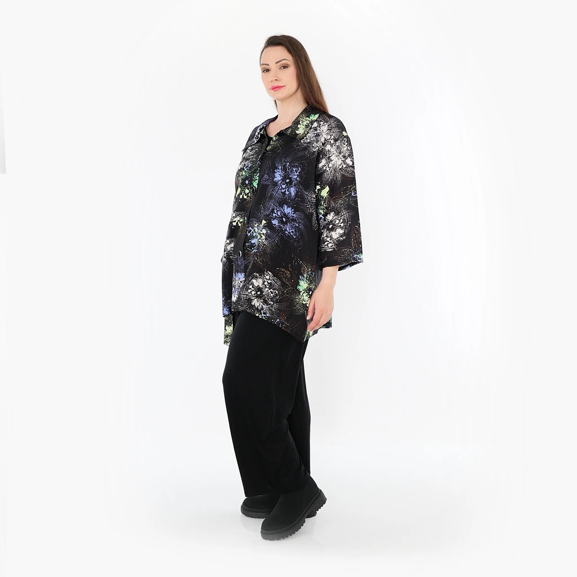  A-Form Jacke von AKH Fashion aus Viskose, 1491.07090, Schwarz/Blau/Multi, Blumen, Schick