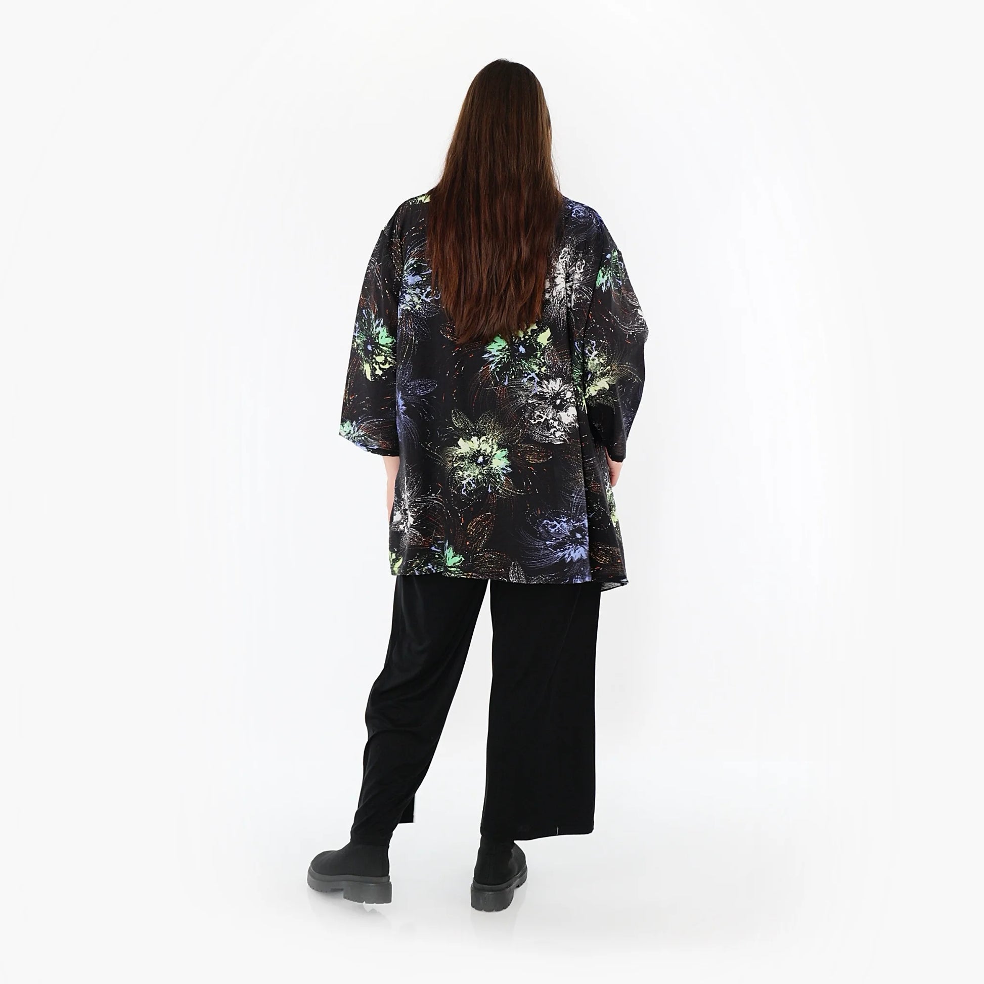 A-Form Jacke von AKH Fashion aus Viskose, 1491.07090, Schwarz/Blau/Multi, Blumen, Schick