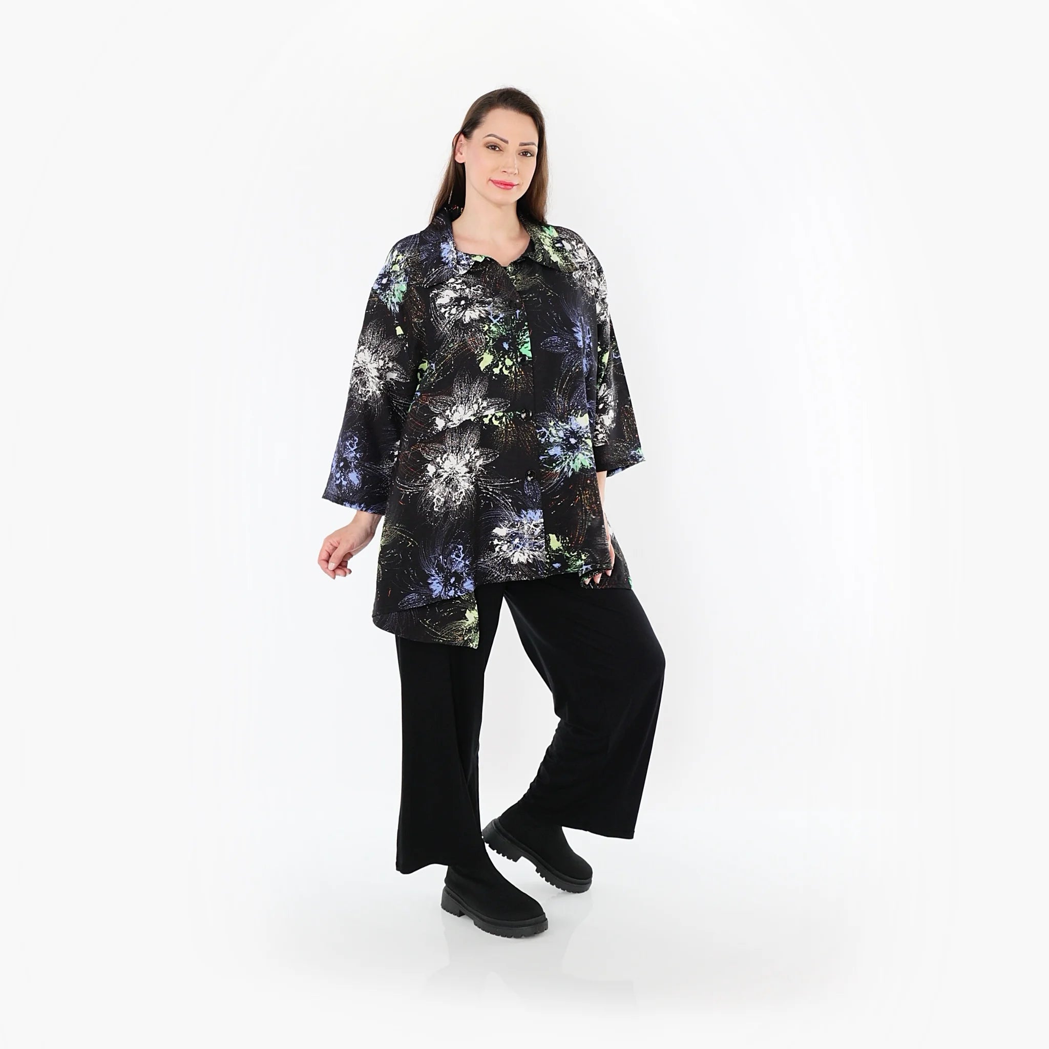  A-Form Jacke von AKH Fashion aus Viskose, 1491.07090, Schwarz/Blau/Multi, Blumen, Schick