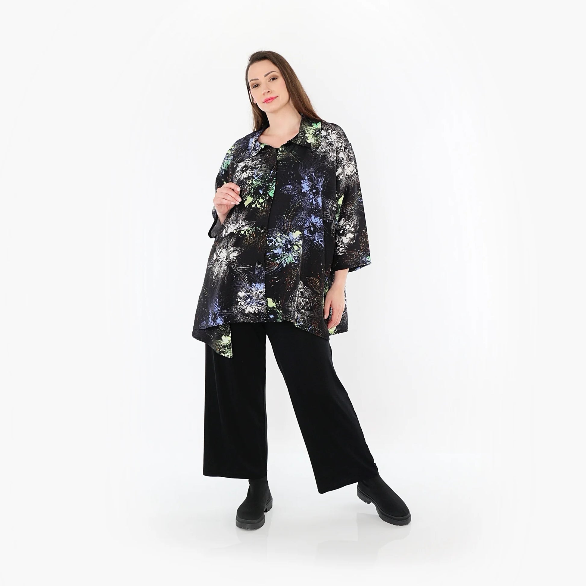  A-Form Jacke von AKH Fashion aus Viskose, 1491.07090, Schwarz/Blau/Multi, Blumen, Schick