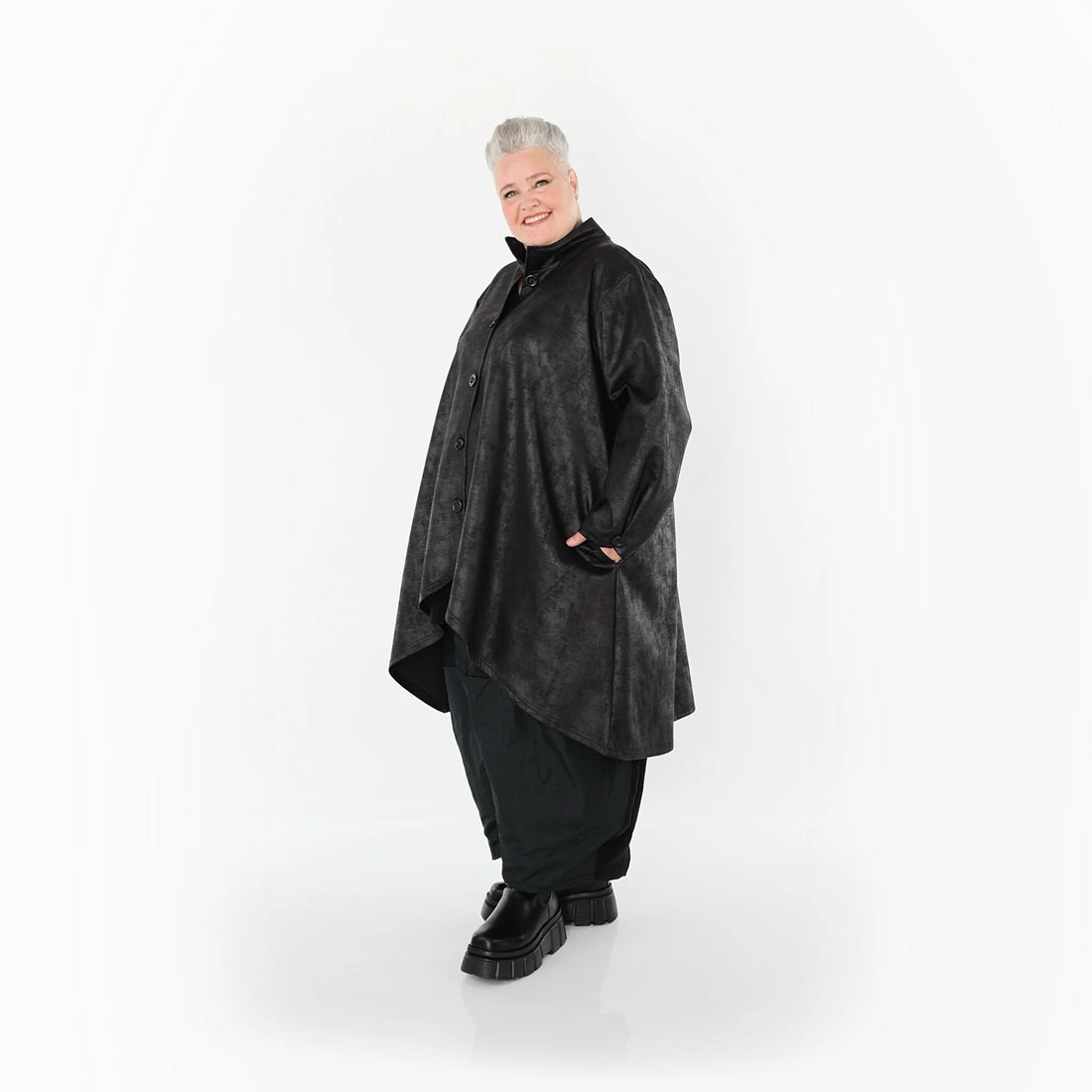 AKH Fashion Jacke in Vokuhila-Form, aus Polyester, 1520.07119, Schwarz, Ausgefallen