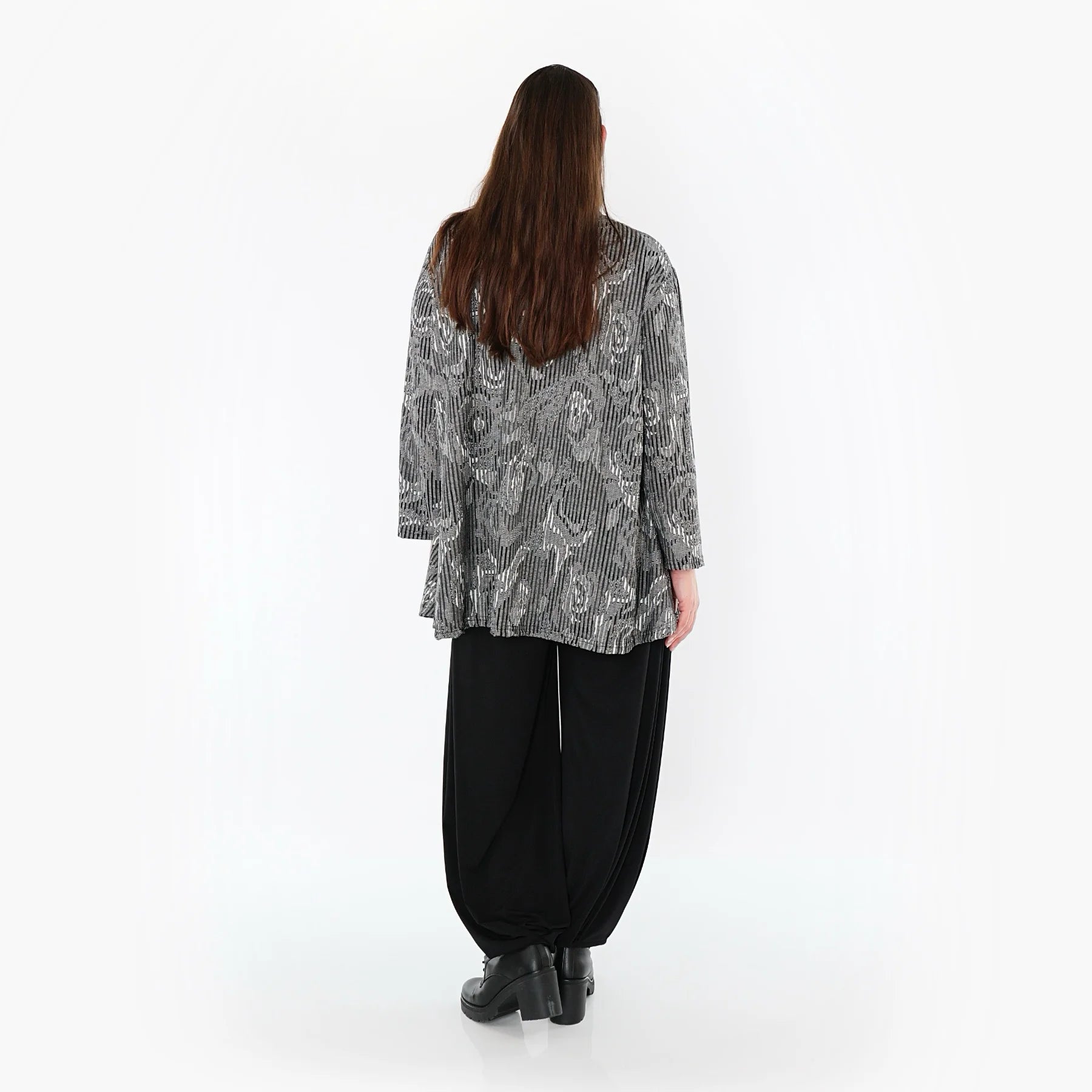  AKH Fashion Shirt in Glocken-Form, aus Materialmix, 151892R, Grau/Schwarz/Weiß, Schick