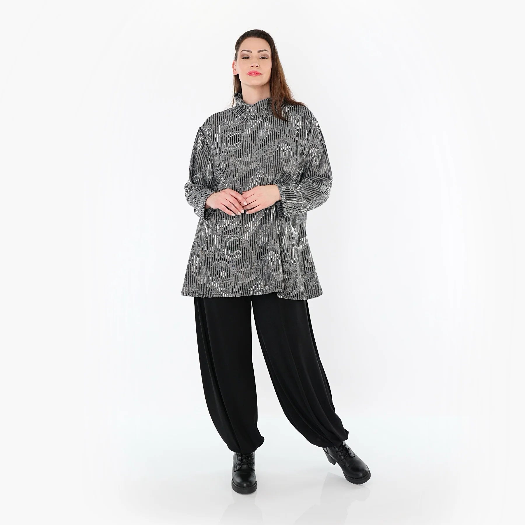  AKH Fashion Shirt in Glocken-Form, aus Materialmix, 151892R, Grau/Schwarz/Weiß, Schick