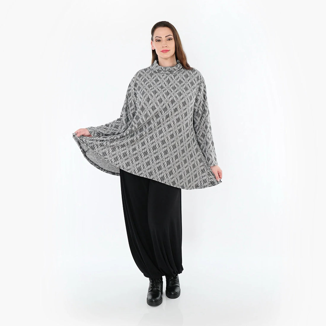  AKH Fashion Shirt in Glocken-Form, aus Materialmix, 151892R, Hellgrau/Schwarz/Weiß, Schick