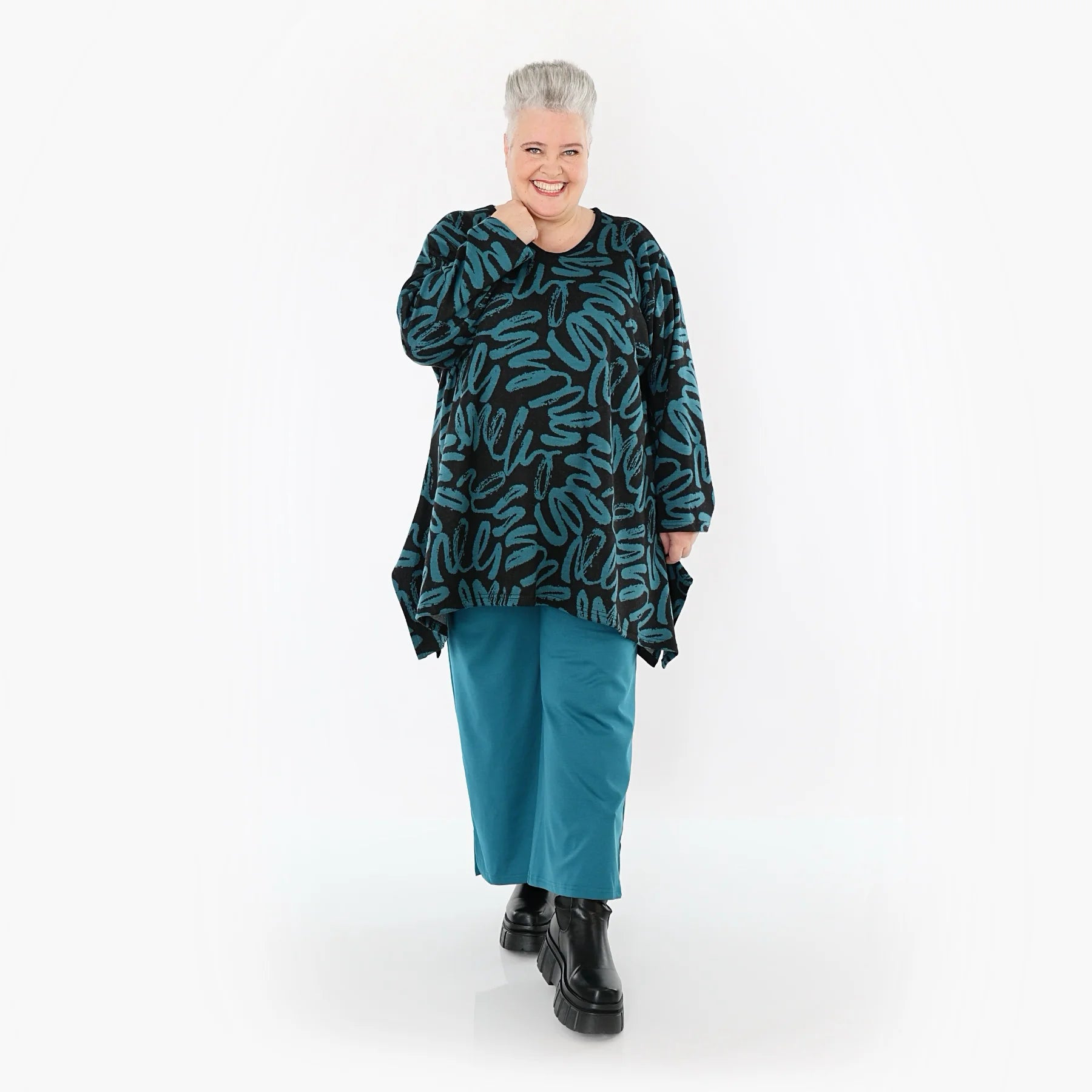  A-Form Bigshirt von AKH Fashion aus Materialmix, 1529.01019, Schwarz/Petrol, Kringel, Schick